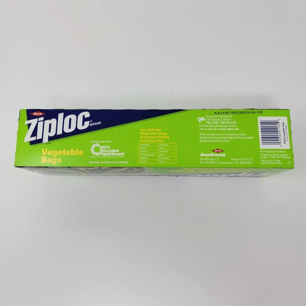 NOS Vintage Dow Ziploc Vegetable Freshness Bags - Gallon size NEW Box of 15 Bags